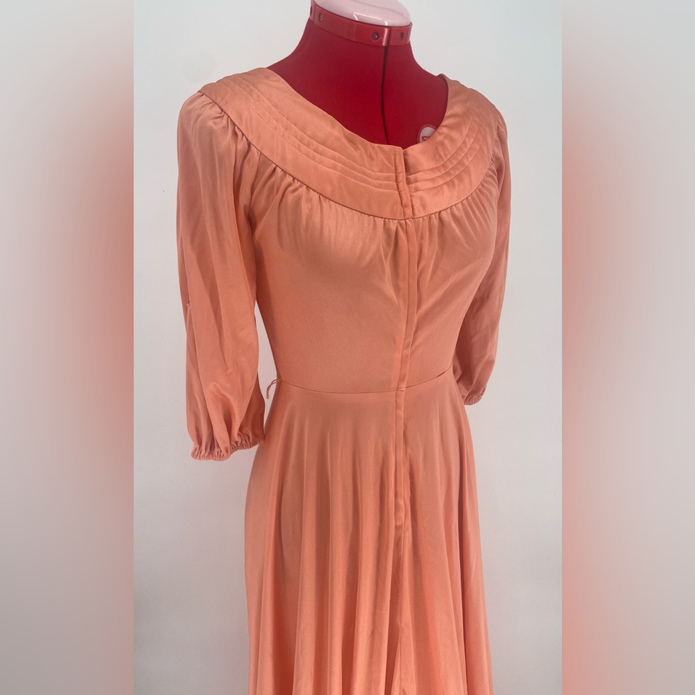 1970s Coral Nylon Hostess Dress House Coat / Maxi Length Lounging Gown - Picture 5 of 16